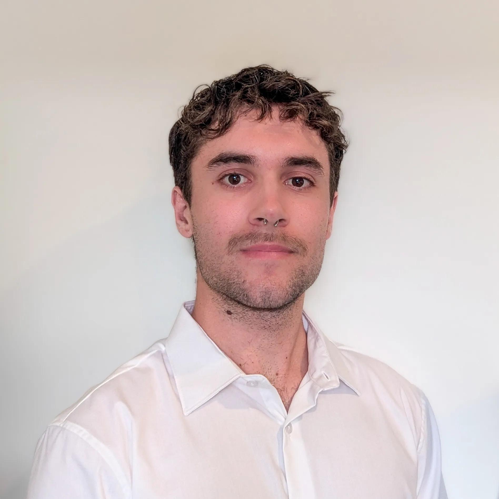 Headshot image of Luke Cameron-Smith